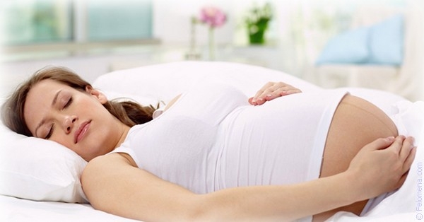 Можно или нет спать на спине беременным женщинам?