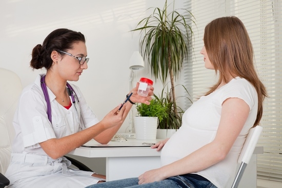 Зачем и как сдавать анализ мочи беременным?