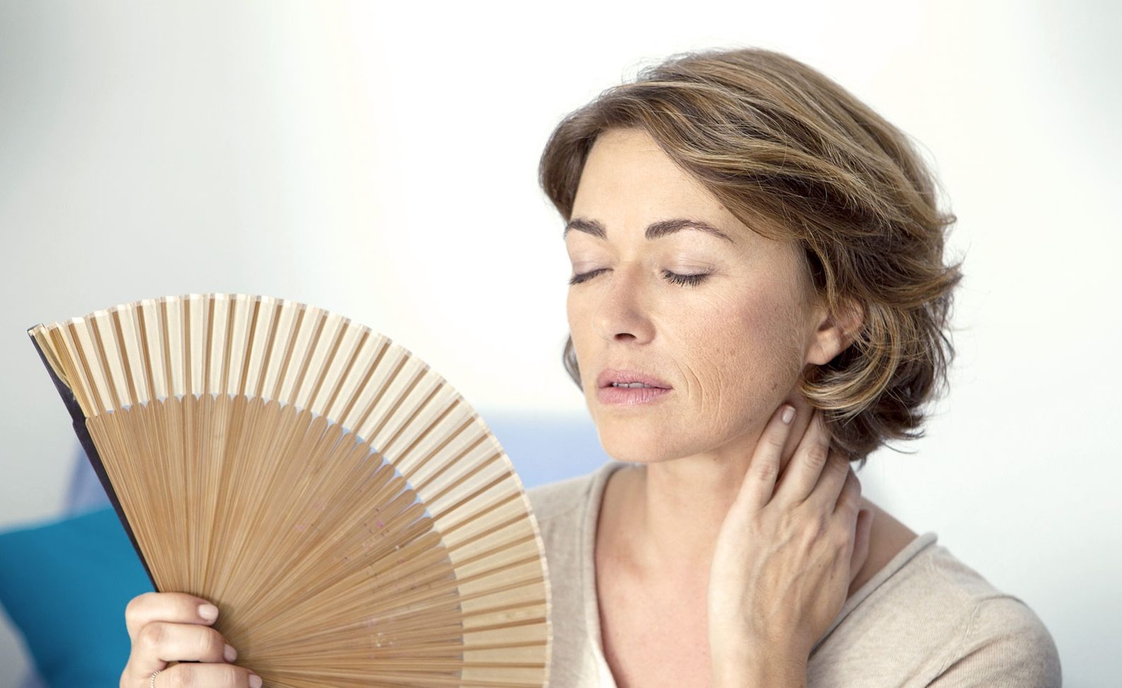 Vello facial menopausia