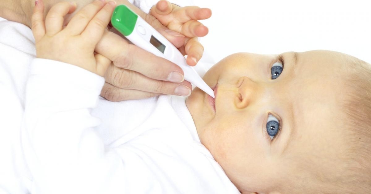 Для малышей до 3 месяцев Парацетамол может быть использован при повышении температуры
