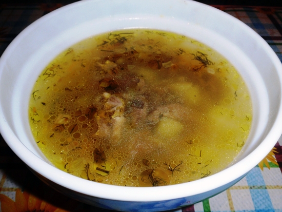 Традиционный суп из куриных сердечек