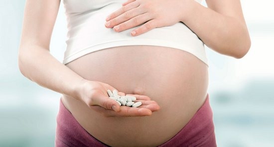 Подходит ли препарат для устранения головной боли у беременных?