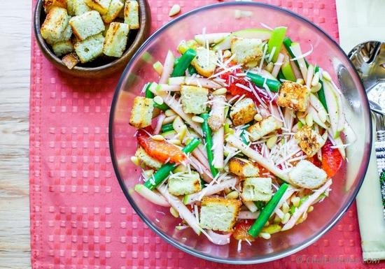 Рецепты салата с сухариками и фасолью