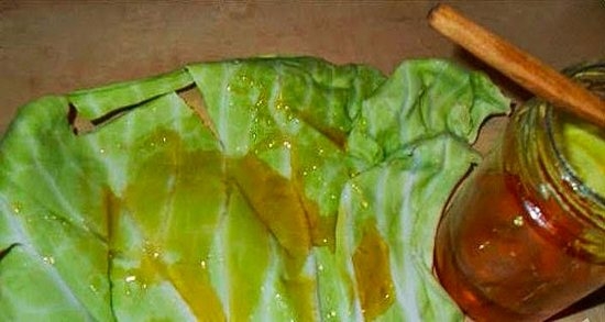 Компресс с капустным листом и медом