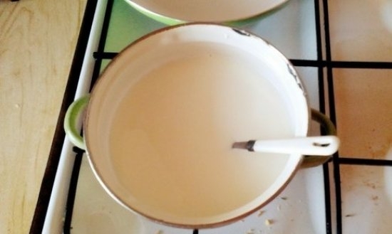 Приготовление молочного супа с вермишелью