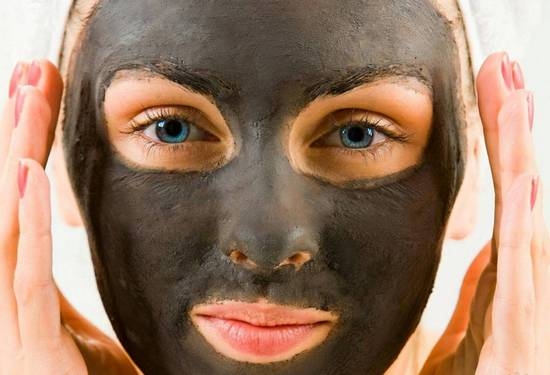 маска с активированным углем против черных точек не имеет побочных эффектов