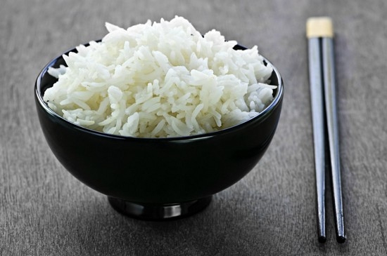 рис не только отдаст амилопектин, но и напитается водой