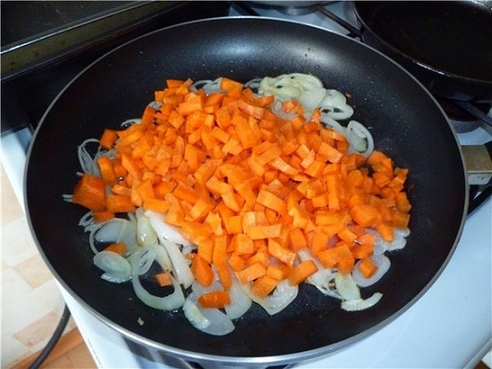Далее добавляем морковь