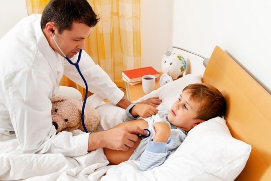 Симптомы и лечение желудочного гриппа у детей