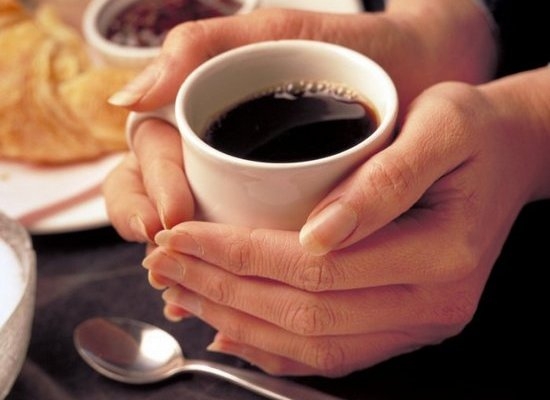 Как кофе влияет на сосуды?