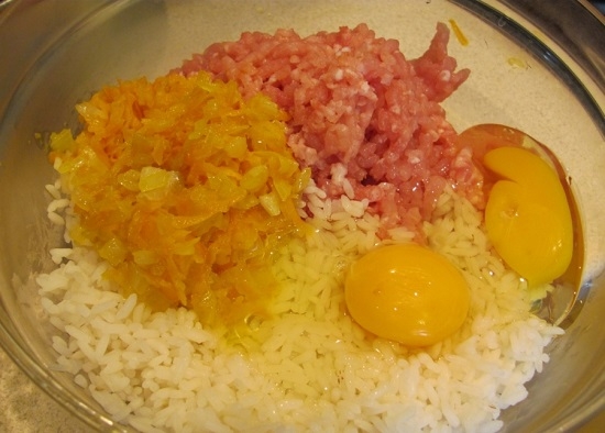 Рецепт фрикаделек из фарша с рисом: шаг 7
