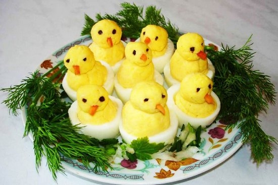Цыплята блюдо из яиц