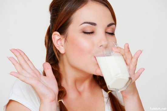 стоит ли использовать молоко с содой от кашля