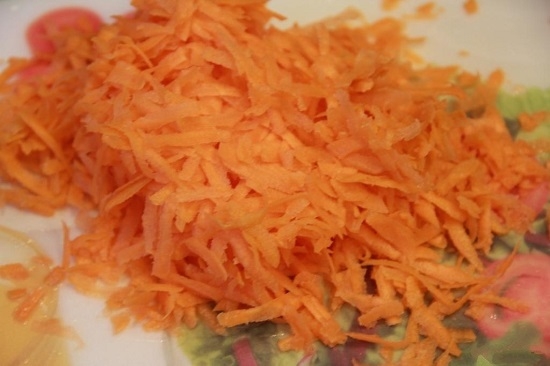 Шинкуем морковь