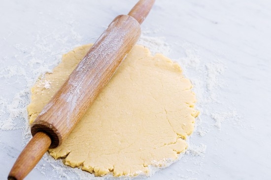 Как замесить песочное тесто для курника